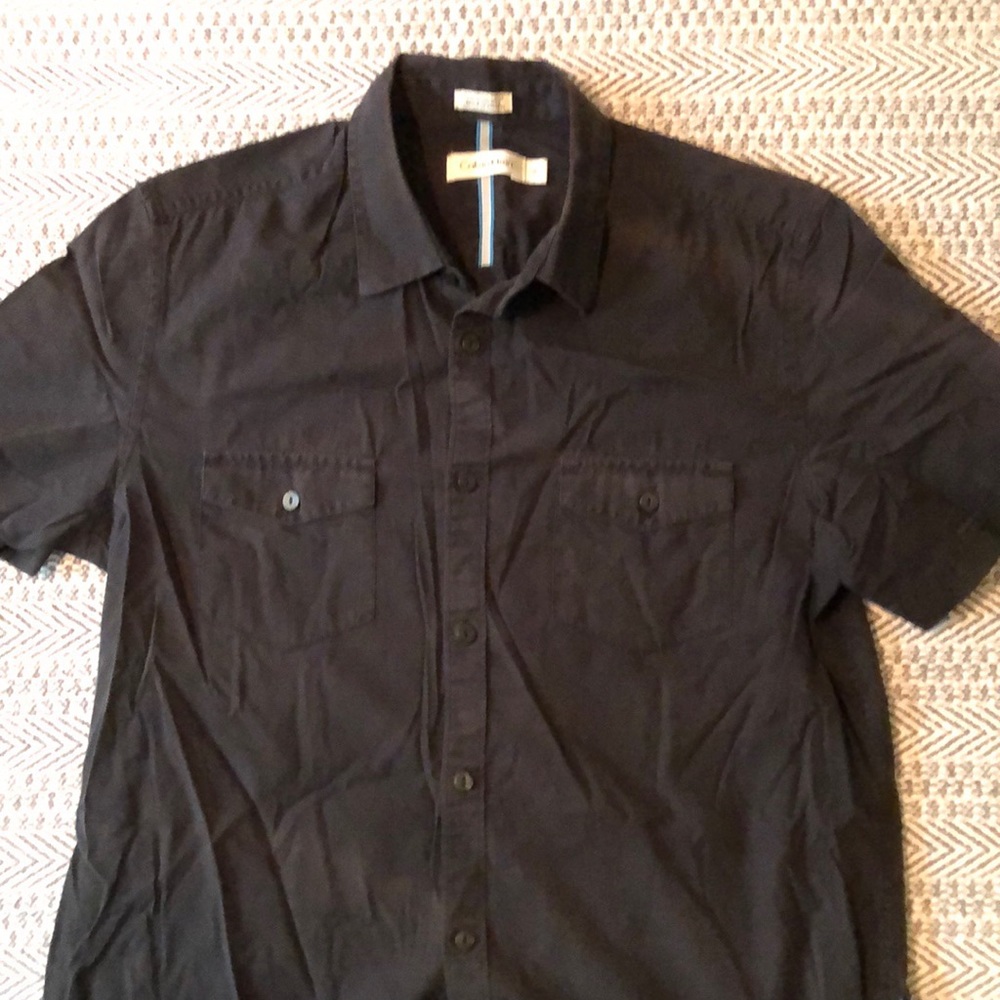 Calvin Klein Short Sleeve Shirt- Size Medium
